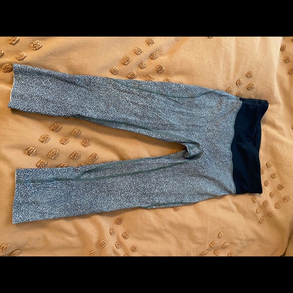 Lululemon leggings - Picture 1 of 4